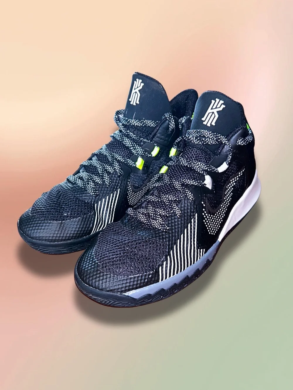 Nike Kyrie Flytrap 5 Youth Shoes Size 6Y